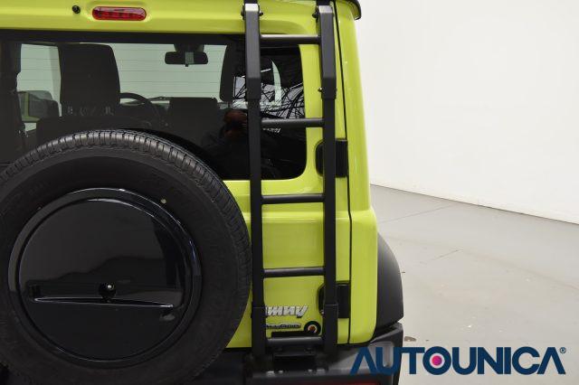 SUZUKI Jimny 1.5 5MT TOP NAVI AUTOVETTURA 4 POSTI