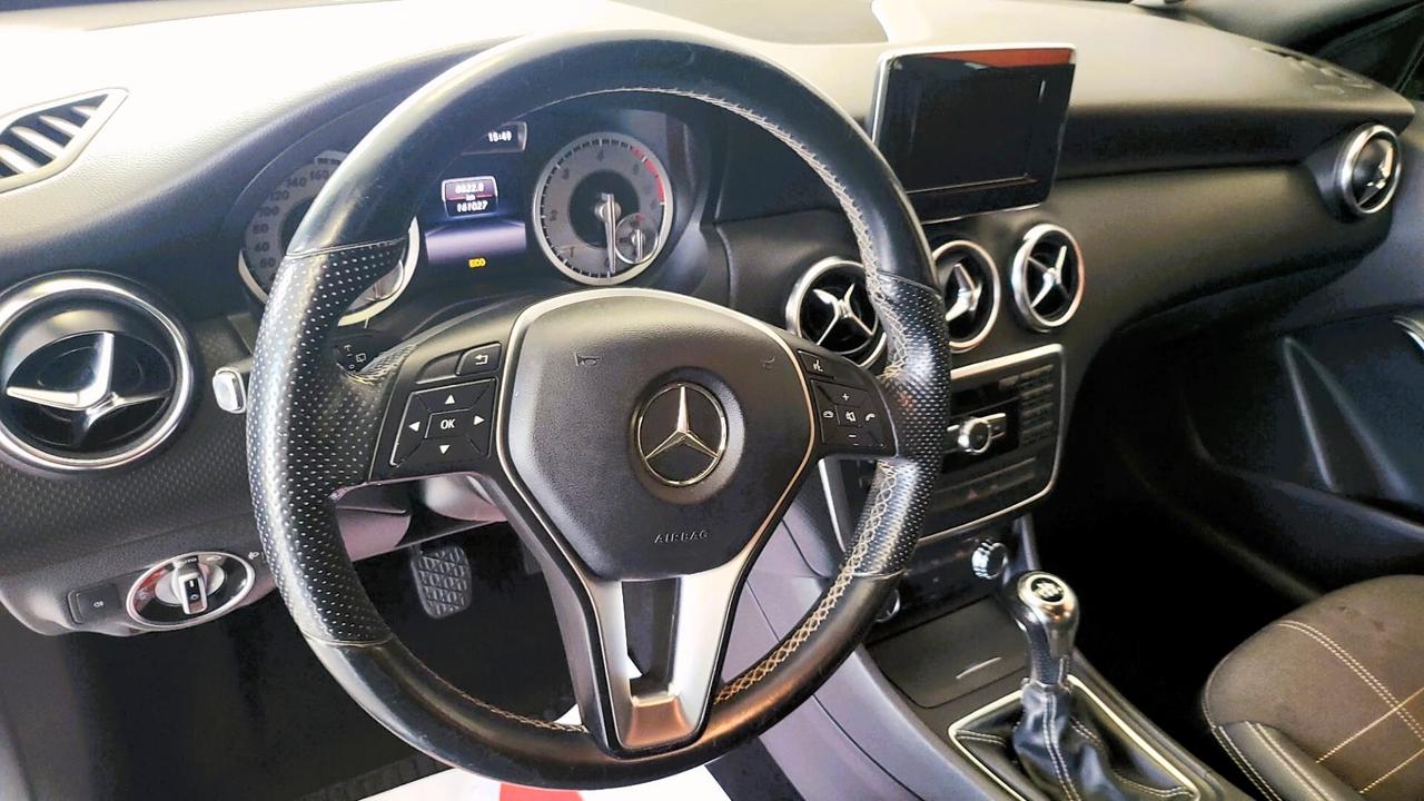 Mercedes-benz A 180 CDI Premium (110CV)- OTTIME CONDIZIONE-REVISIONE E CAMBIO CINGHIA DI DISTRIBUZIONE FATTE A MARZO 2025