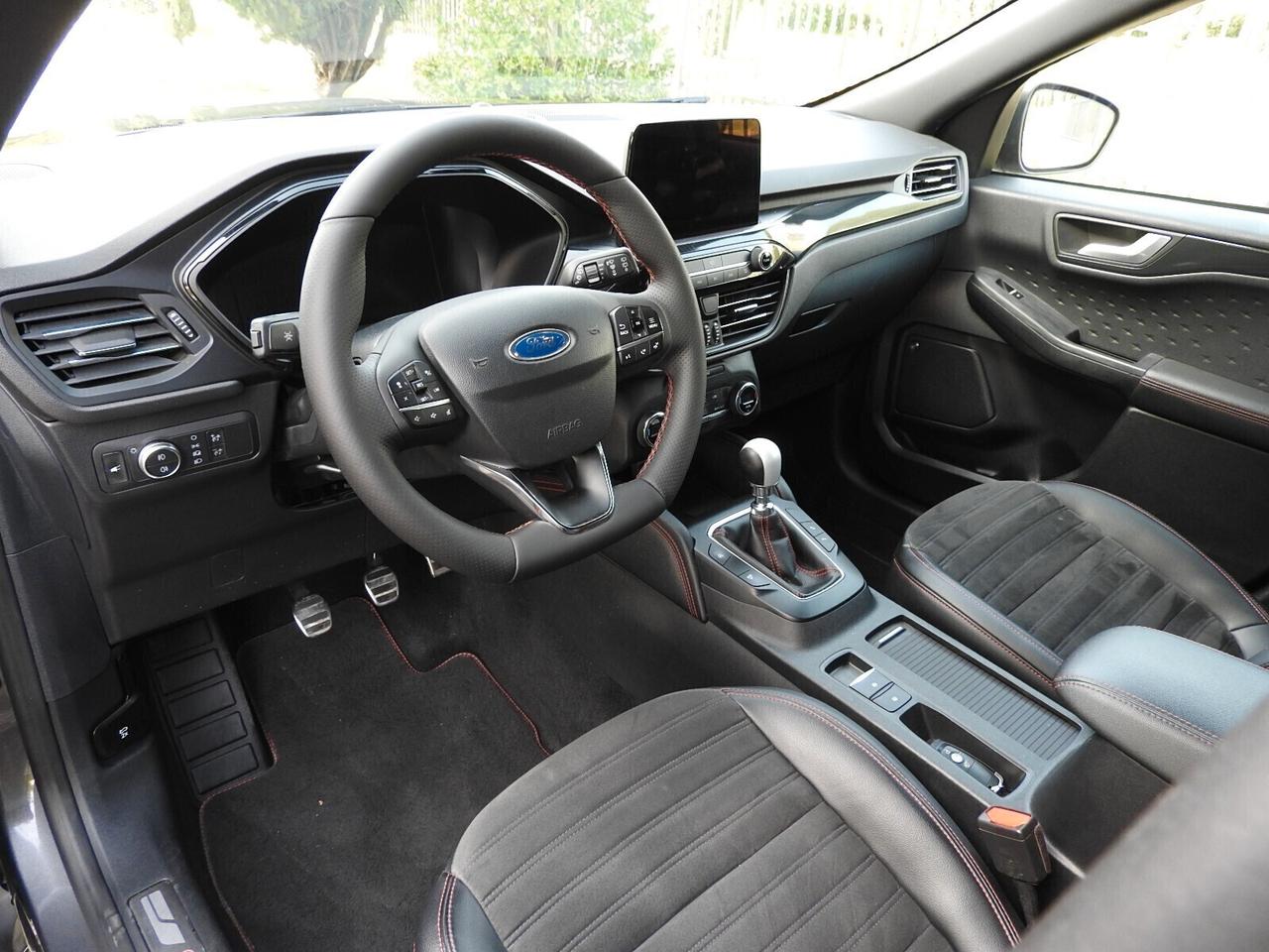 Ford KUGA 2.0 DIESEL/Hybrid ST-Line