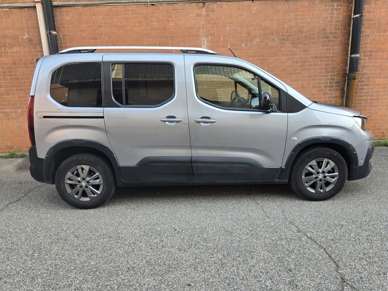 Peugeot Rifter Mix BlueHDi 130 S&S PC Allure Standard