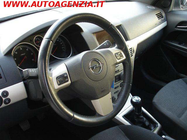 OPEL Astra 1.9 16V CDTI 150CV COUPE/CABRIOLET