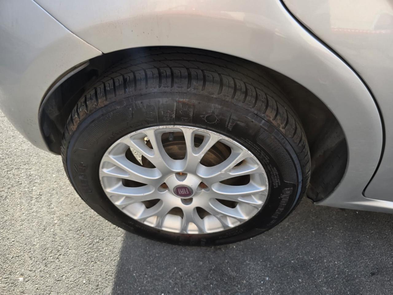 Fiat Punto evo 1.2 dynamic 130 mila km perfetta neopatentati ok