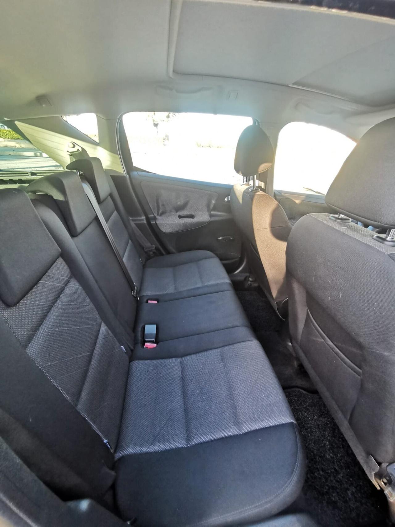 Peugeot 207 1.6 HDi 110CV SW XS Ciel 2008