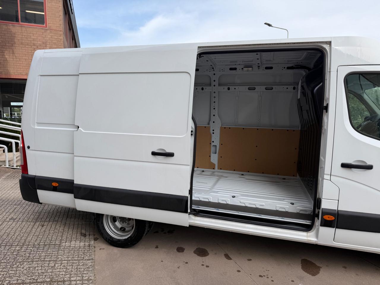 Renault Master T35 L3H2 dci 145 Cv Gemellato