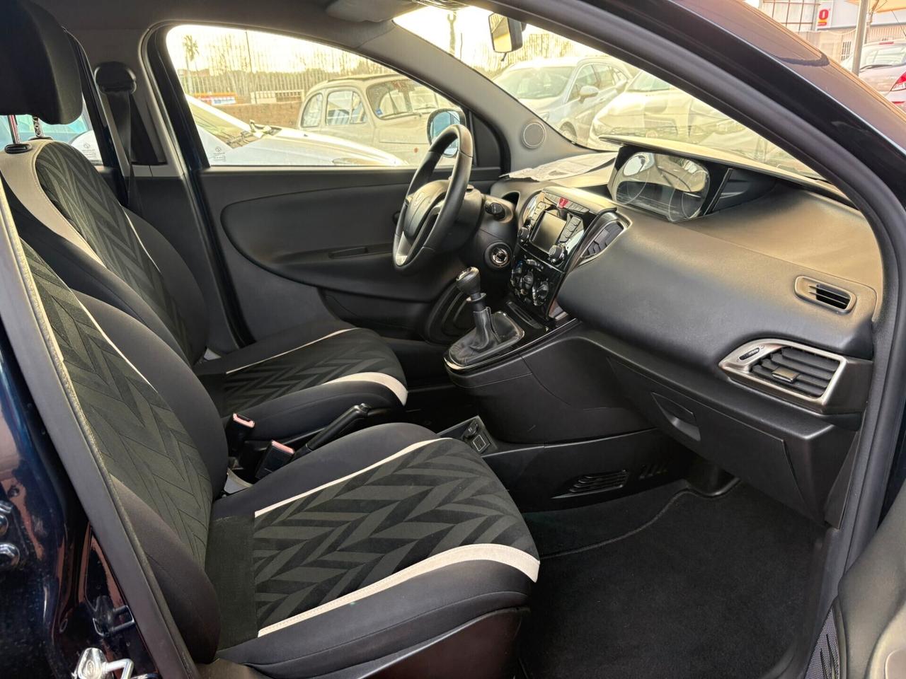 Lancia Ypsilon 1.2 69 CV 5 porte GPL Ecochic Mya