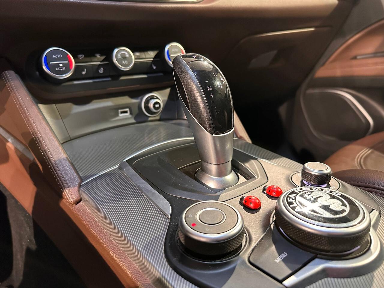 Alfa Romeo Stelvio 2.2 T 210CV AT8 Q4 Lusso