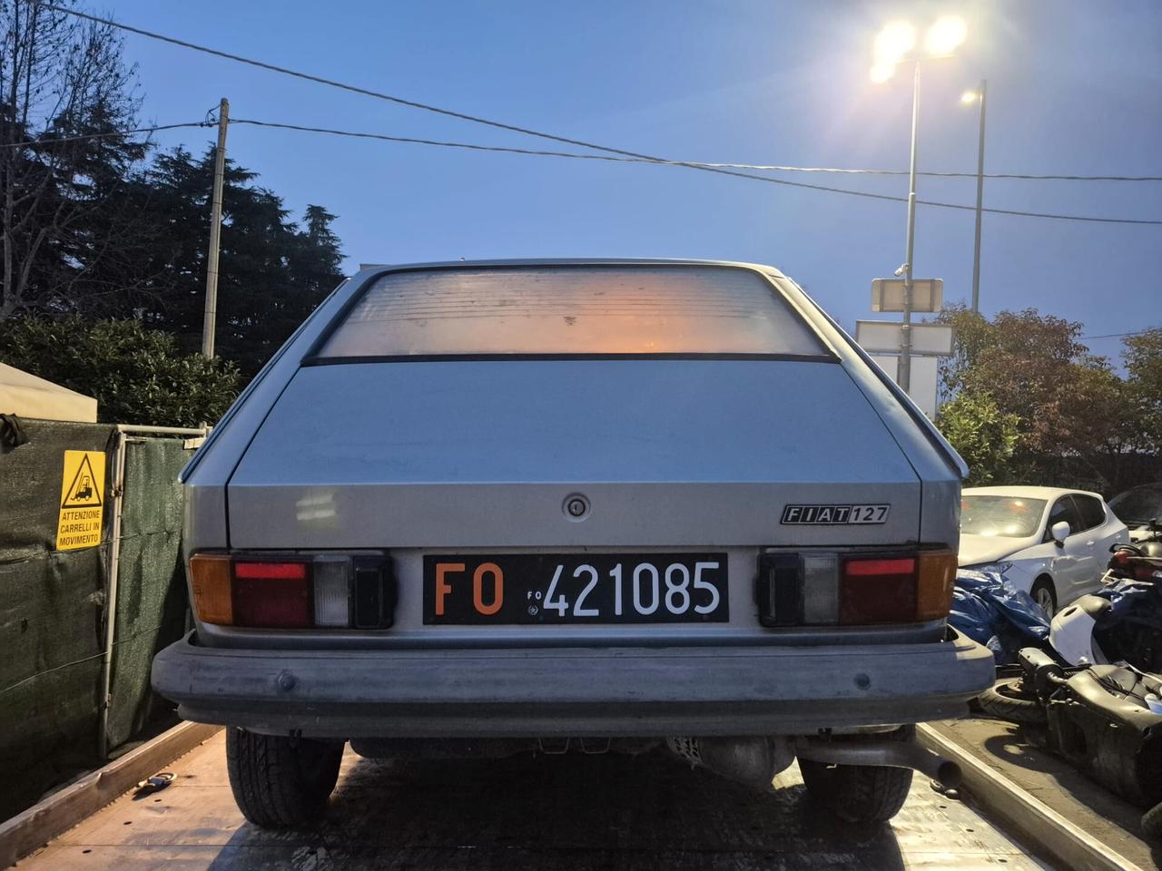 AUTO D'EPOCA FIAT 127
