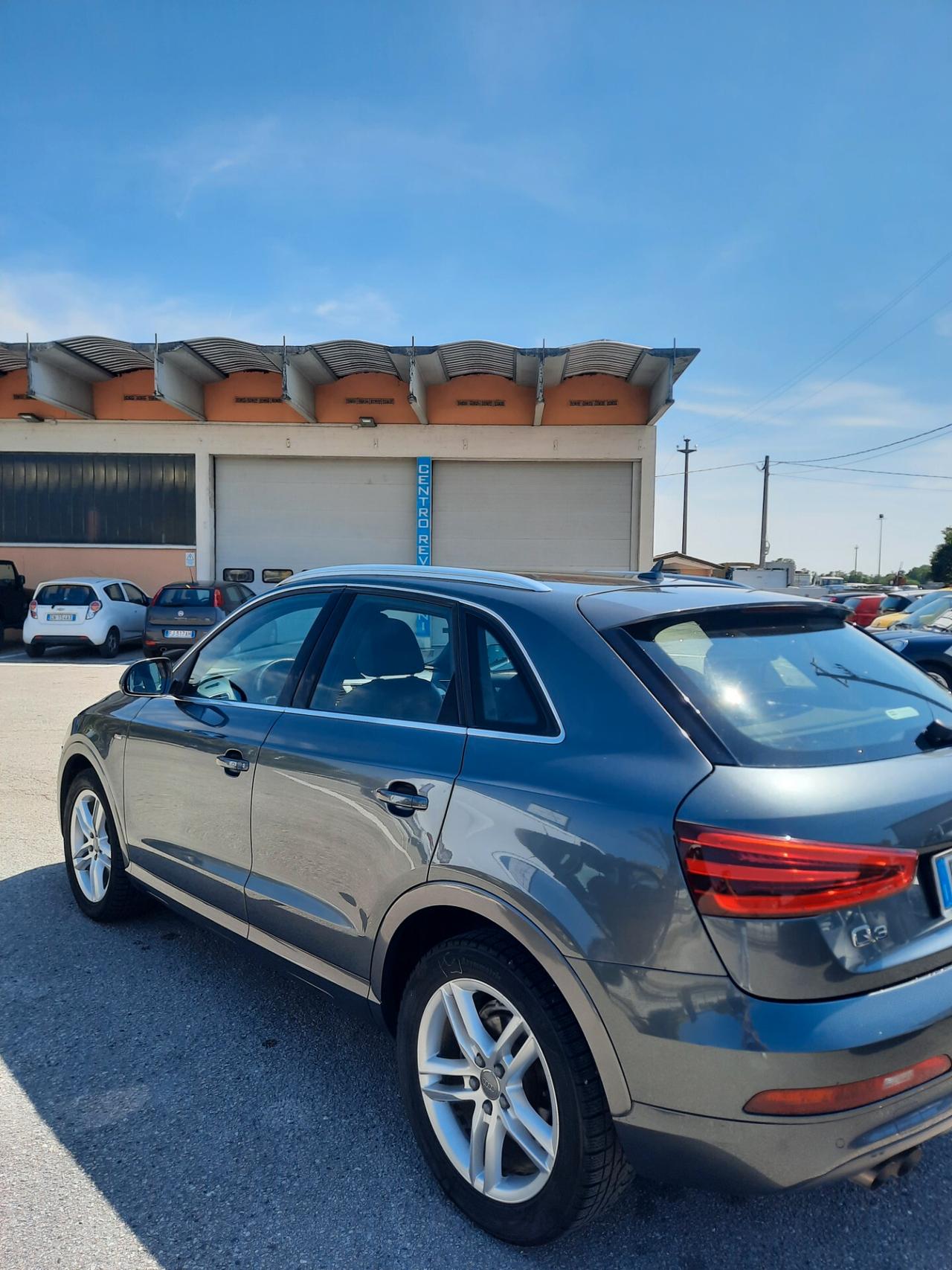 Audi Q3 2.0 TDI S Line Edition