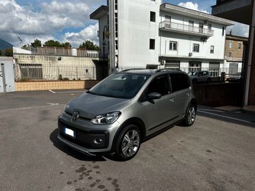 Volkswagen up! 1.0 75 CV 5p. cross up!