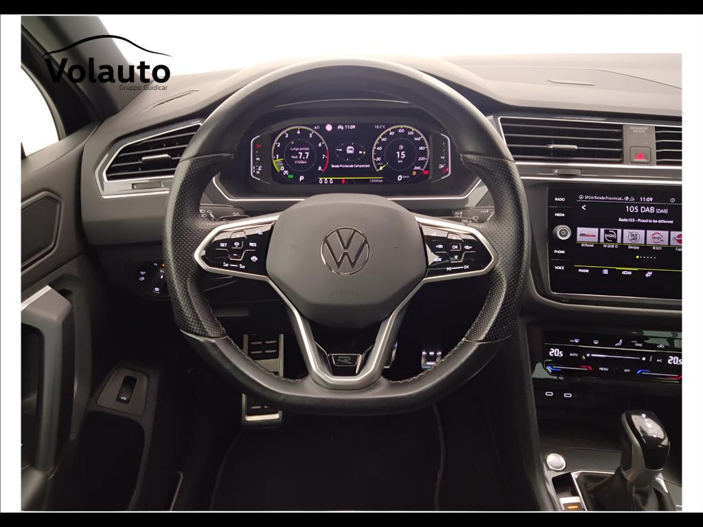 VOLKSWAGEN Tiguan II 2021 - Tiguan 1.5 tsi R-Line 150cv dsg