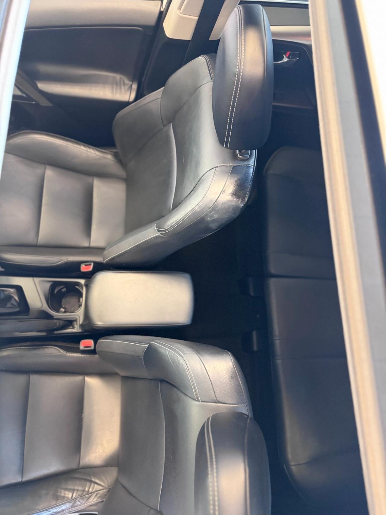 Toyota RAV 4 RAV4 2.0 D-4D 2WD Lounge
