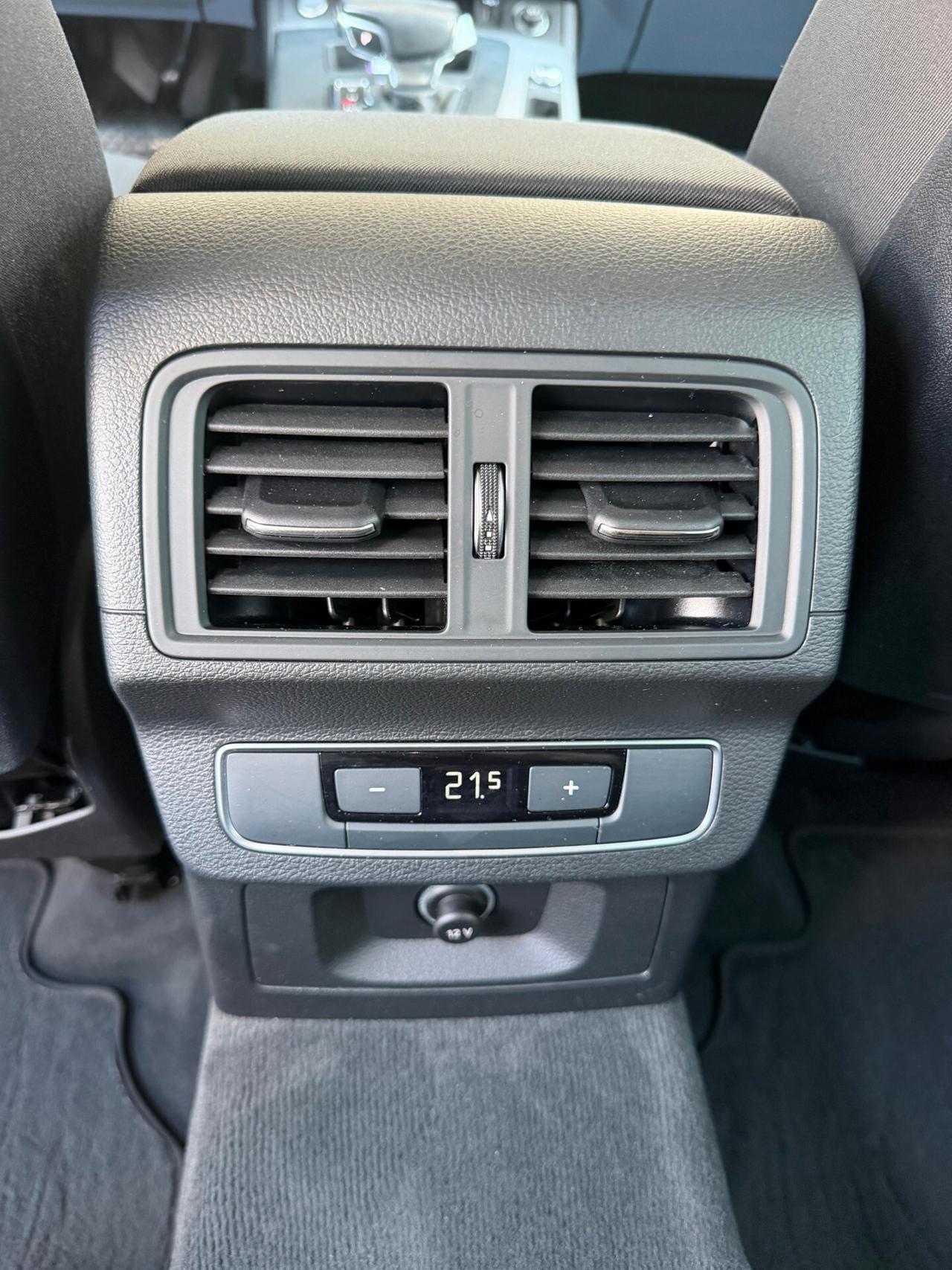 Audi Q5 30 TDI S tronic Sport FARI MATRIX