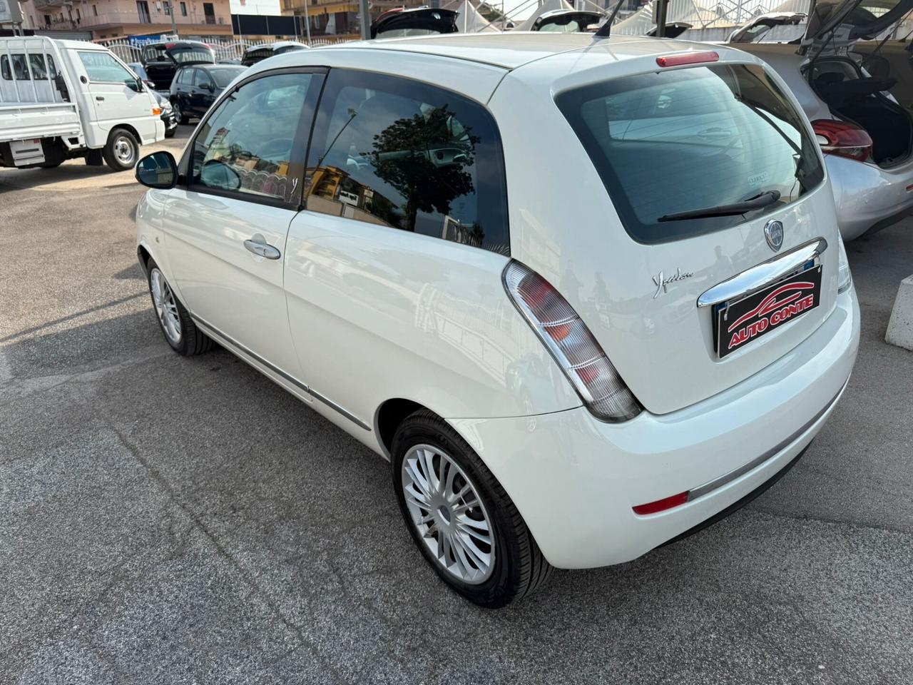 Lancia Ypsilon 1.2 Argento