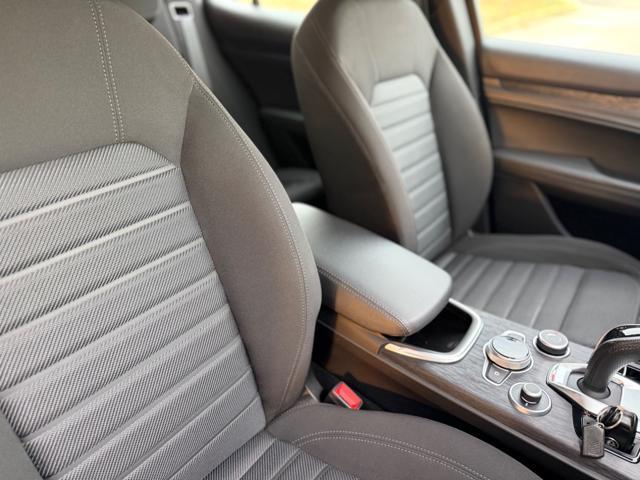 ALFA ROMEO Stelvio 190CV Q4+PACKBLACK+RCAM+2PDC