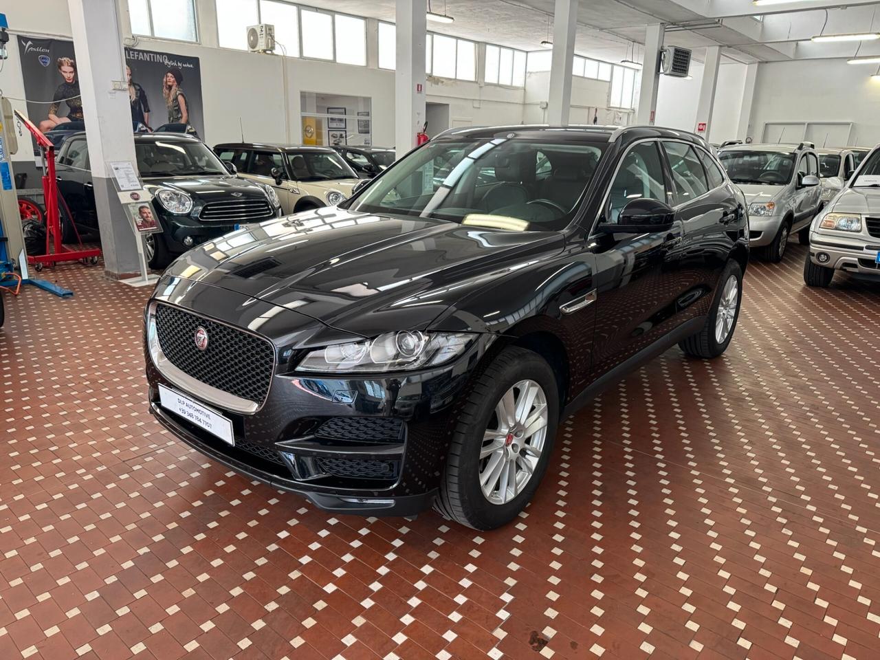 Jaguar F-Pace 2.0 D 180 CV aut. Portfolio - UNICO PROPRIETARIO