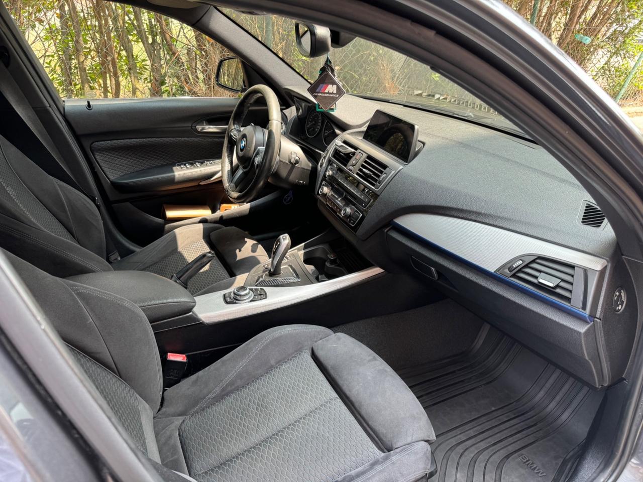 Bmw 116 116d 5p. Urban