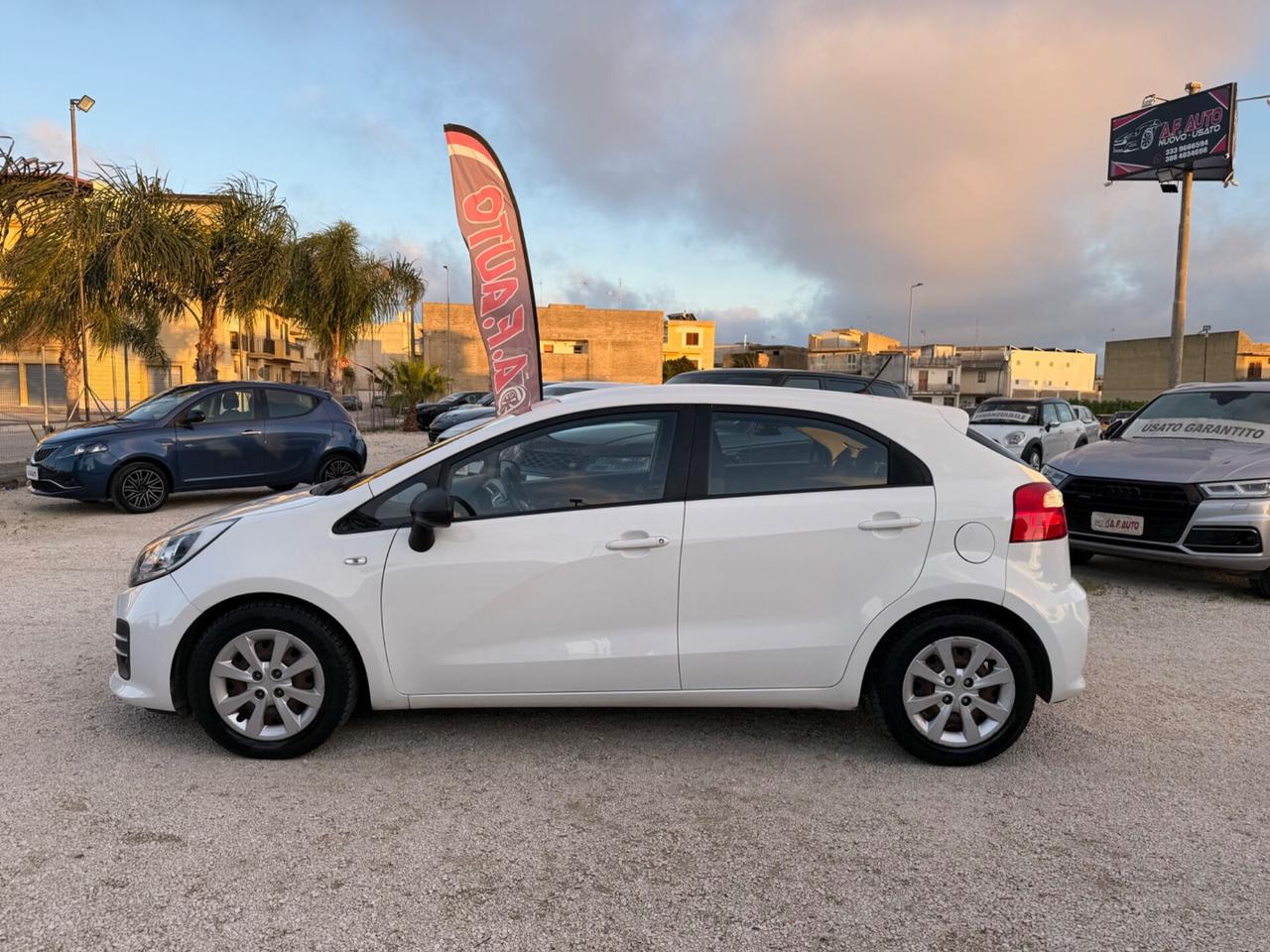 Kia Rio 1.2 CVVT 5p. Cool