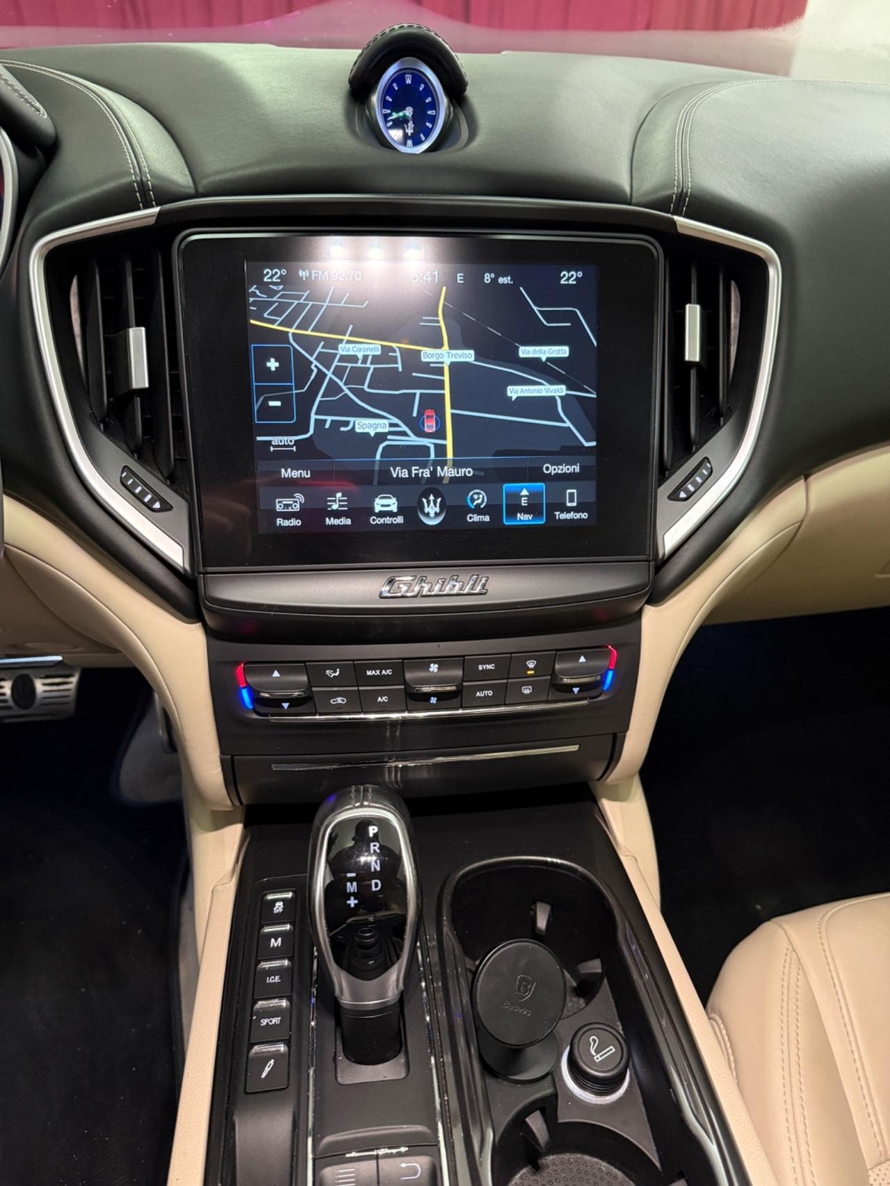 Maserati Ghibli 3.0 V6 Gransport