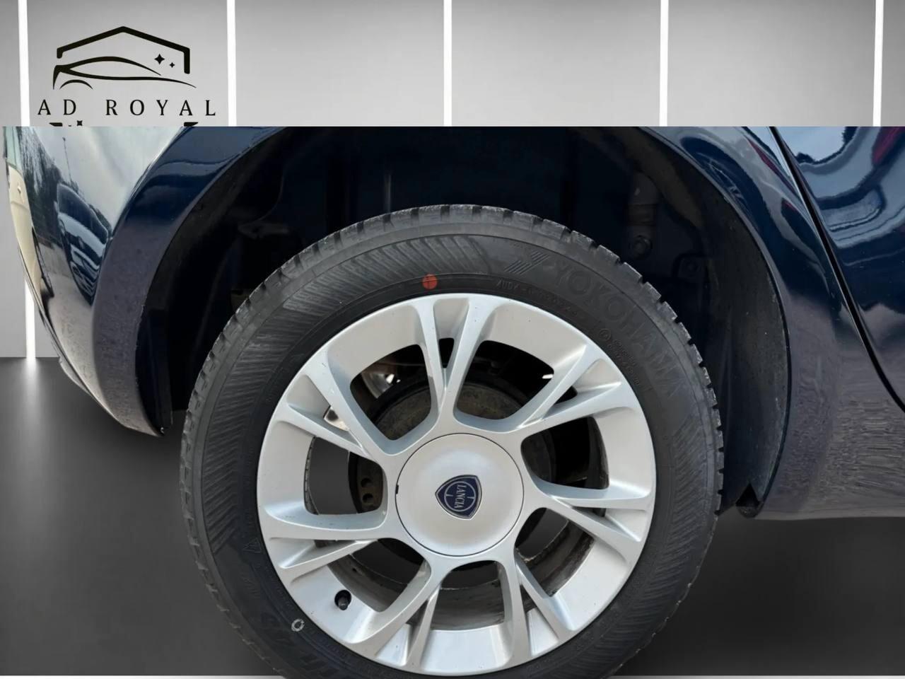 Lancia Ypsilon 1.2 69 CV 5 porte S&S Gold 2019