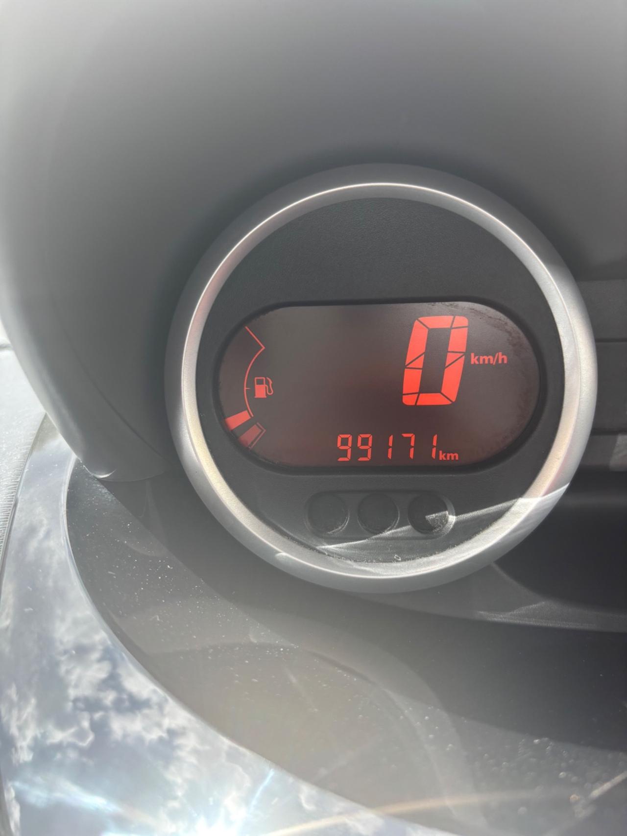 Renault Twingo 1.2 16V Night&Day 04/2014