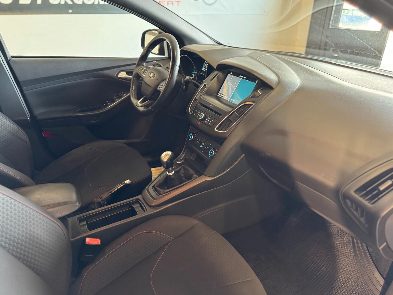 Ford Focus 1.5 TDCi 120 CV Start&Stop ST Line