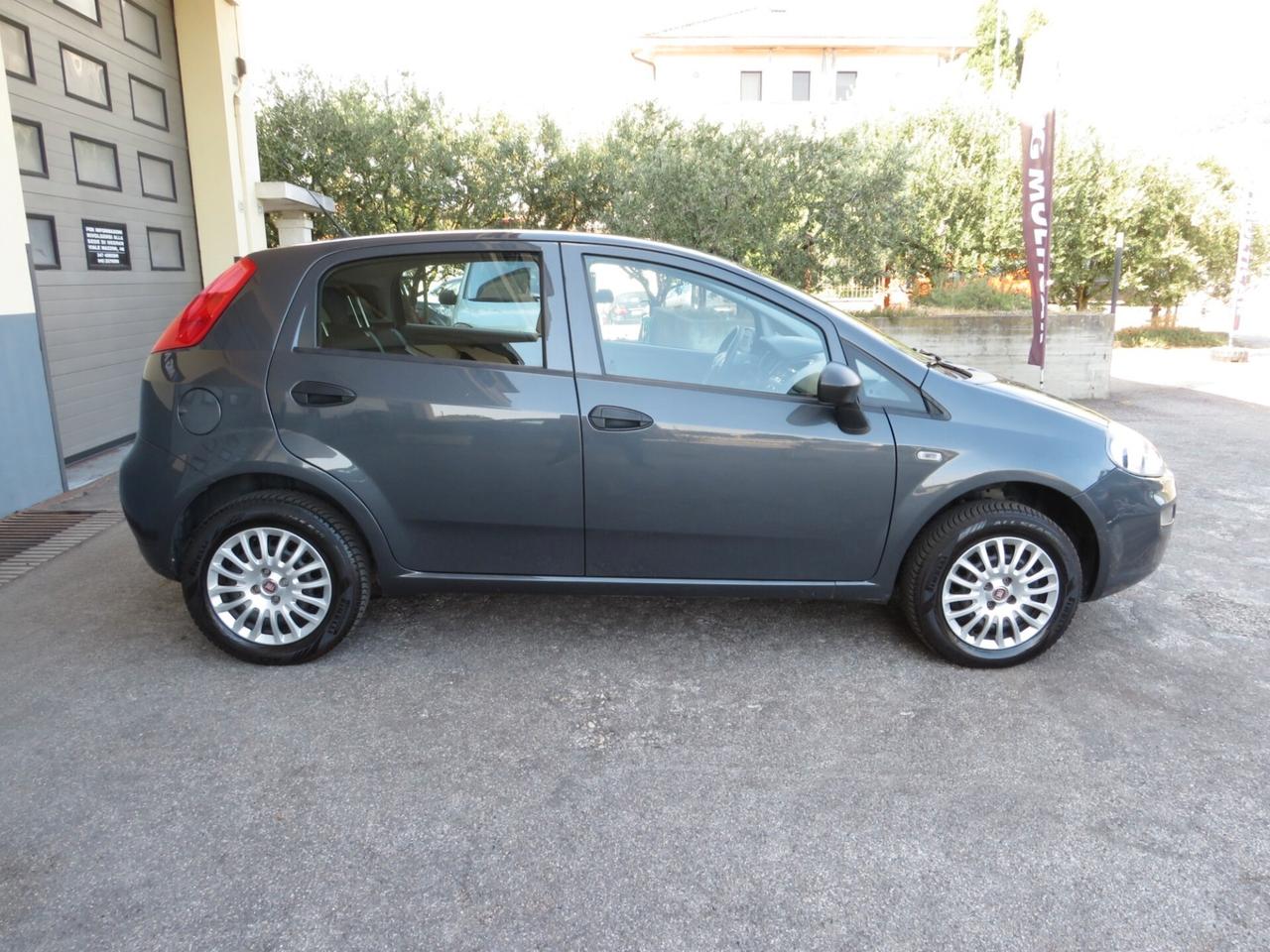 Fiat Punto 1.4 8V 5 porte Natural Power Street