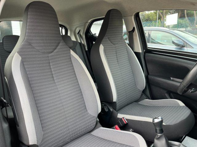 TOYOTA Aygo Connect 1.0 VVT-i 72 CV 5 porte x-play