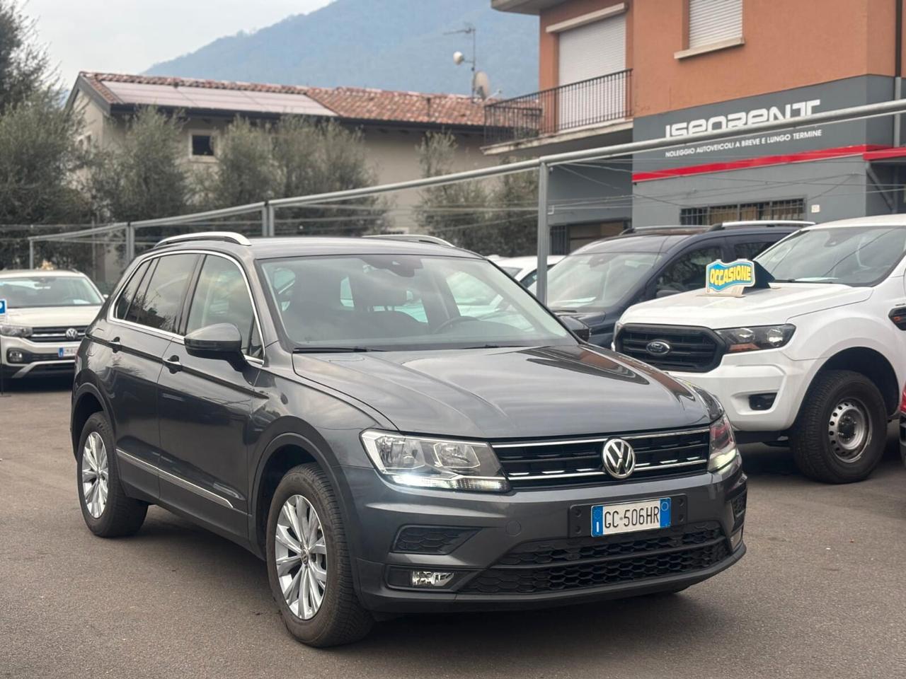 Volkswagen Tiguan 2.0 TDI SCR DSG 4MOTION Business BMT
