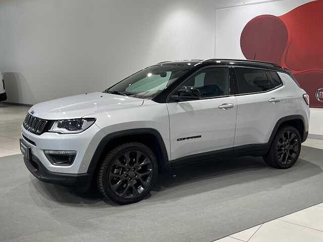Jeep Compass 1.3 Turbo T4 PHEV 4xe First Edition Urban