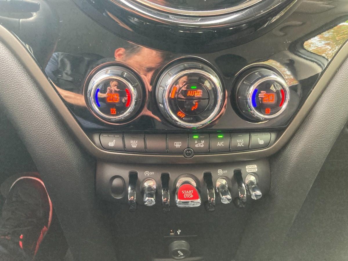 MINI Mini Countryman 2.0 Cooper D Essential auto