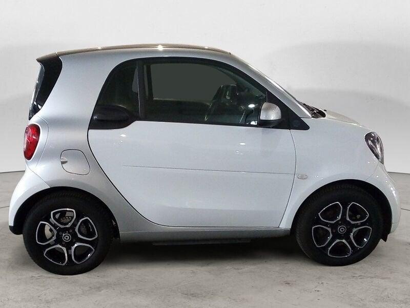 smart fortwo 004299 EQ Passion