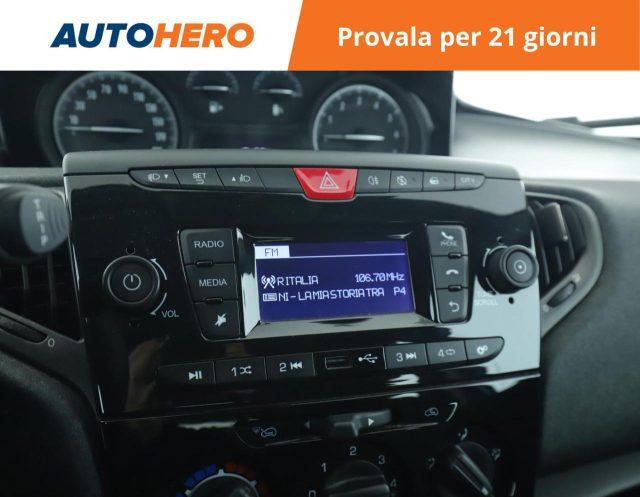 LANCIA Ypsilon 1.0 FireFly 5 porte S&S Hybrid Silver