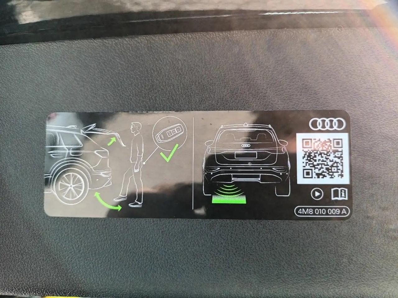Audi Q3 SPB 35 TDI S-tronic 150cv S-line Black Line KM0