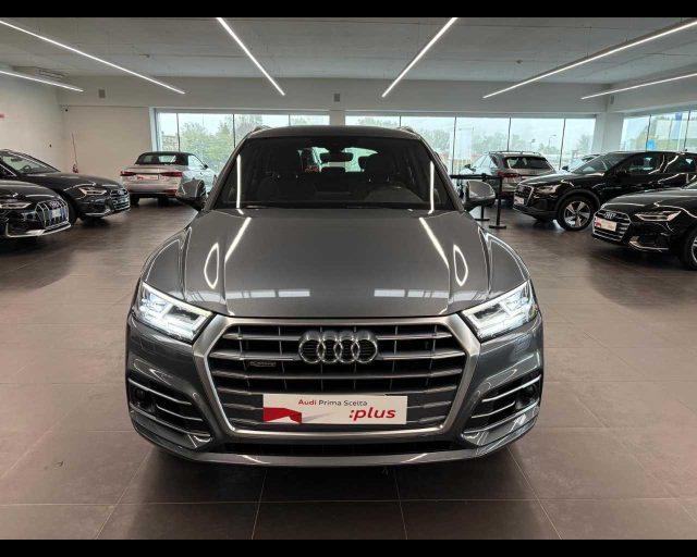 AUDI Q5 40 TDI quattro S tronic S line plus