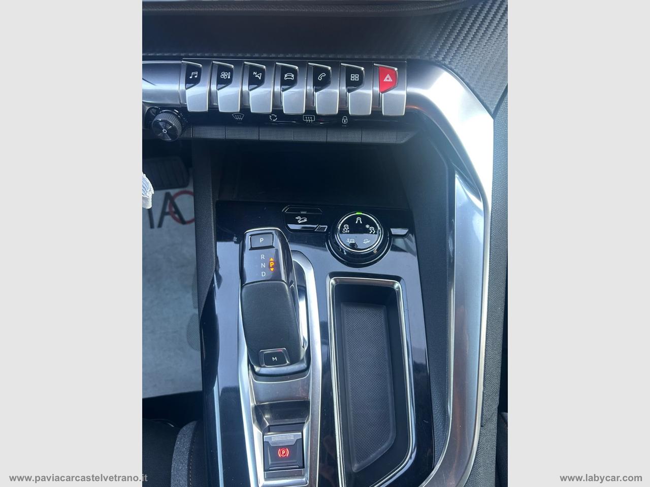 PEUGEOT 5008 BlueHDi 130 S&S EAT8 Business
