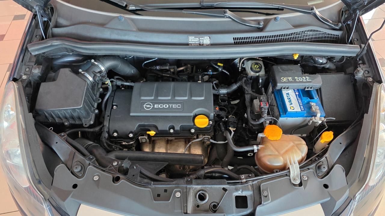 Opel Corsa 1.2 5 porte Edition