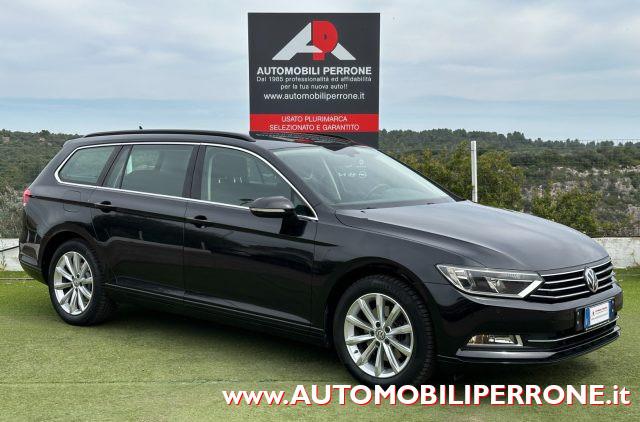 VOLKSWAGEN Passat Variant 1.6 TDI BMT 120cv (Navi/APP/BT