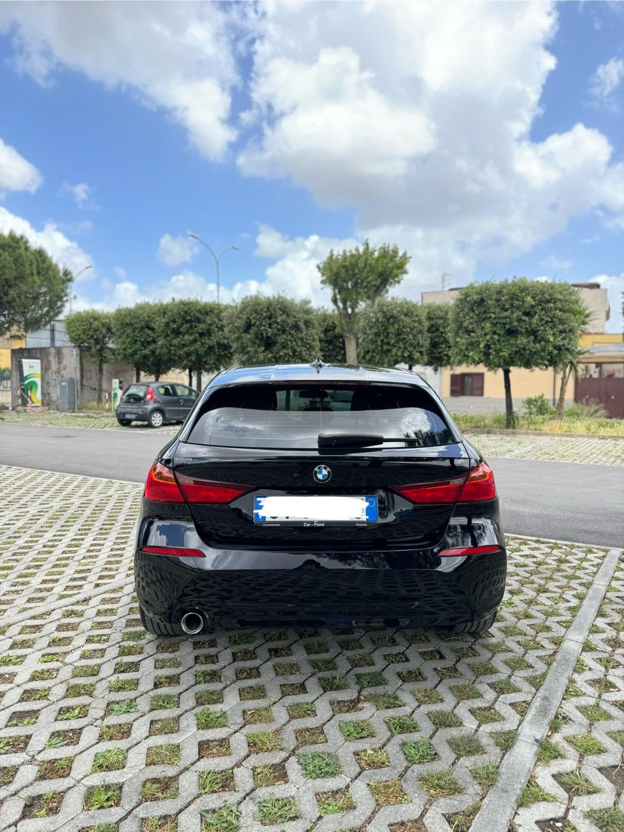 Bmw 116 116d 5p. Advantage