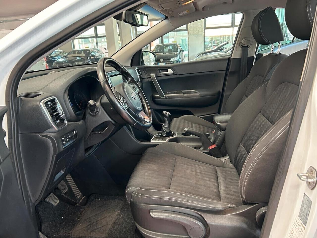 KIA SPORTAGE Diesel 1.7 CRDI CV 116 Km 180.096 X NEOPATENTATI Garanzia 12 mesi