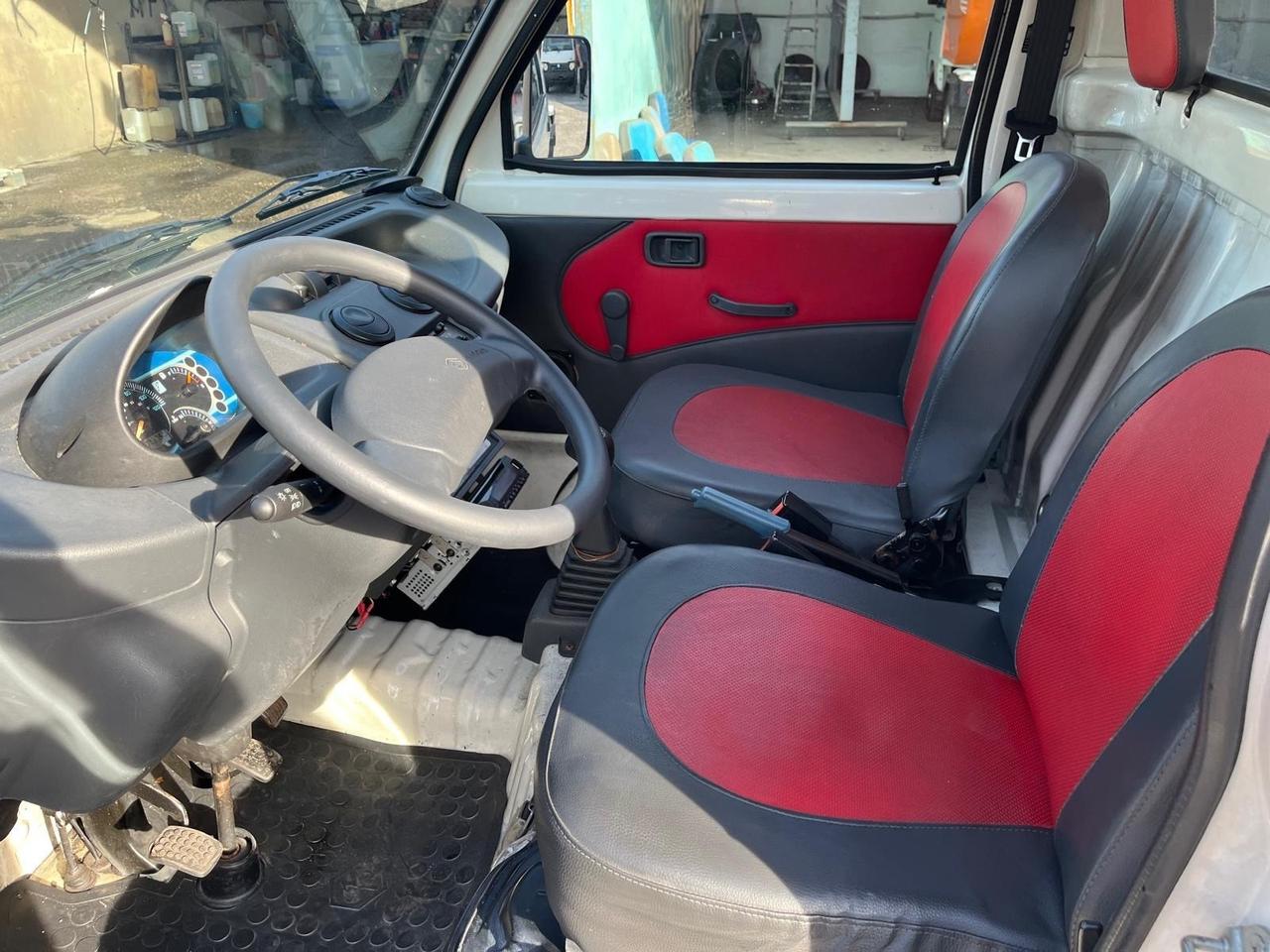 Piaggio quargo con vasca/rib.-700 cc- Diesel -2014