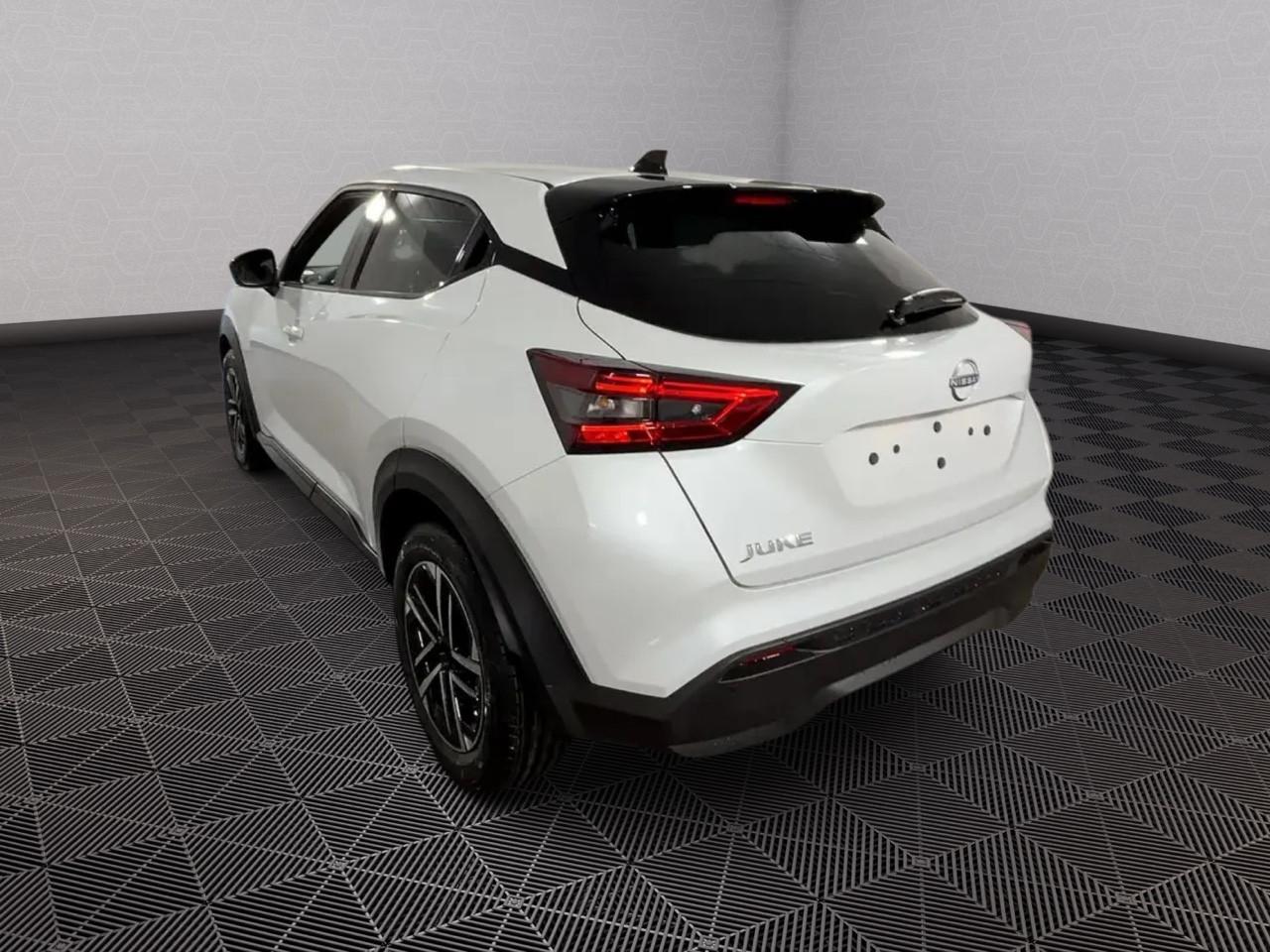 Nissan Juke 1.0 DIG-T 114 CV N-Connecta