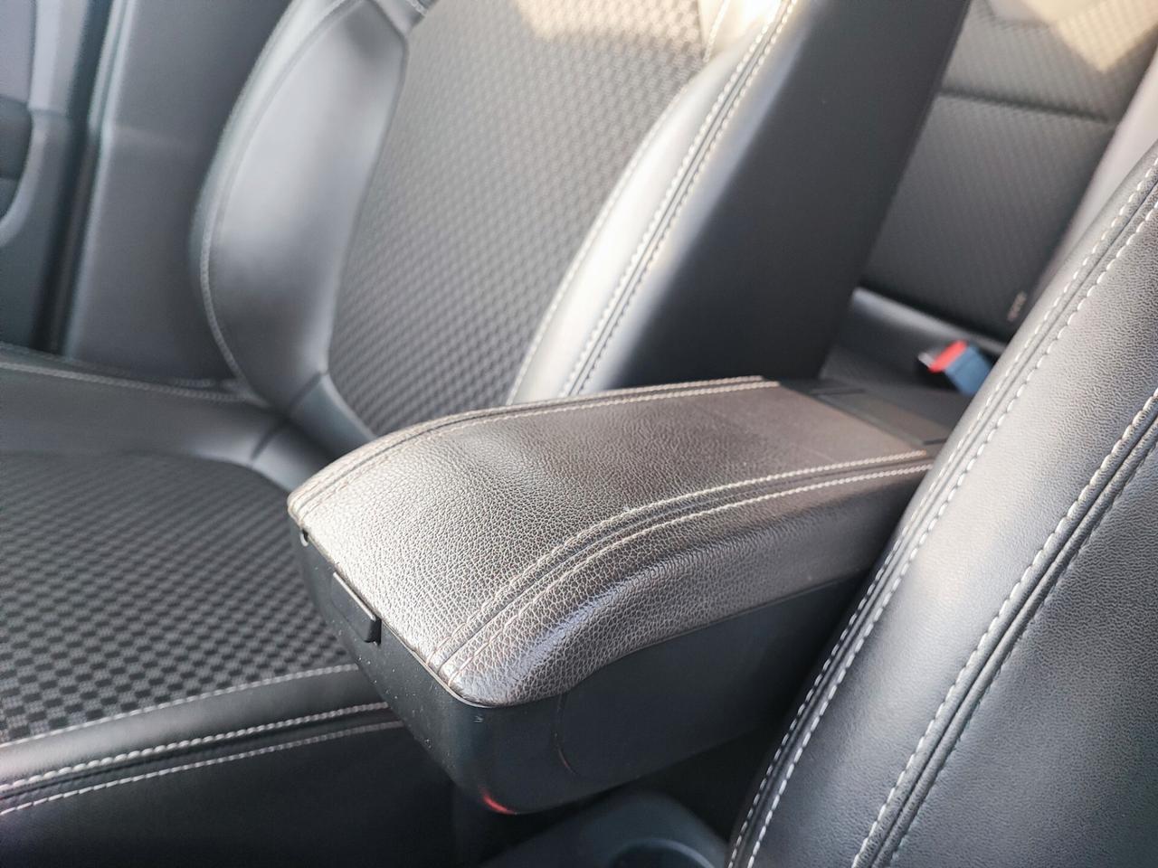 Renault Clio dCi 8V 75 CV 5 porte Moschino Life