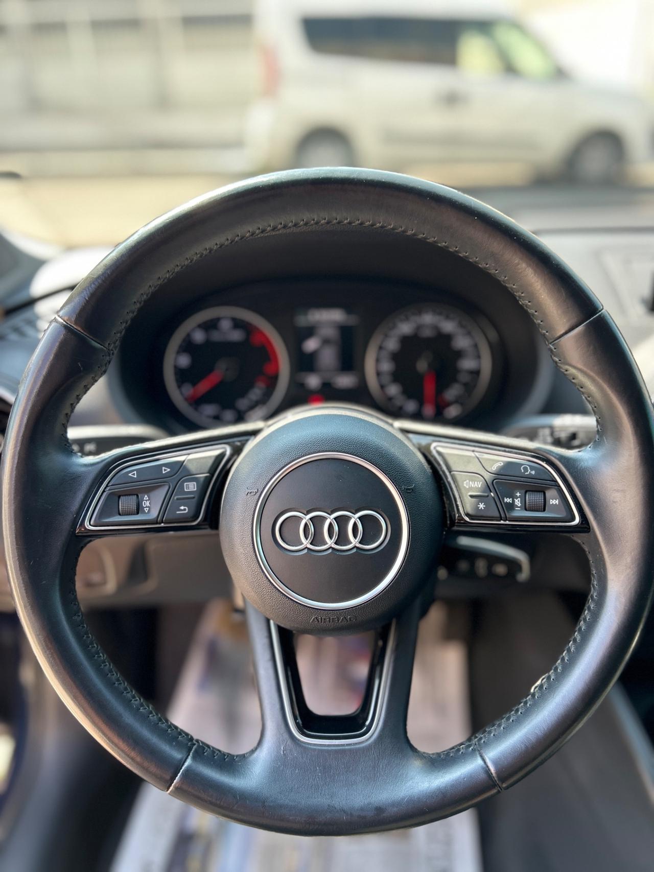 Audi A3 1.6 TDI KIT Rs3-Mod.2017 LED/17"