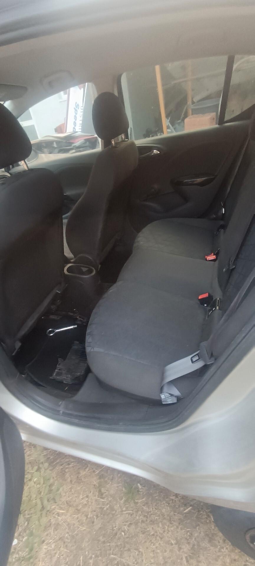 Opel Corsa 1.2 5 porte