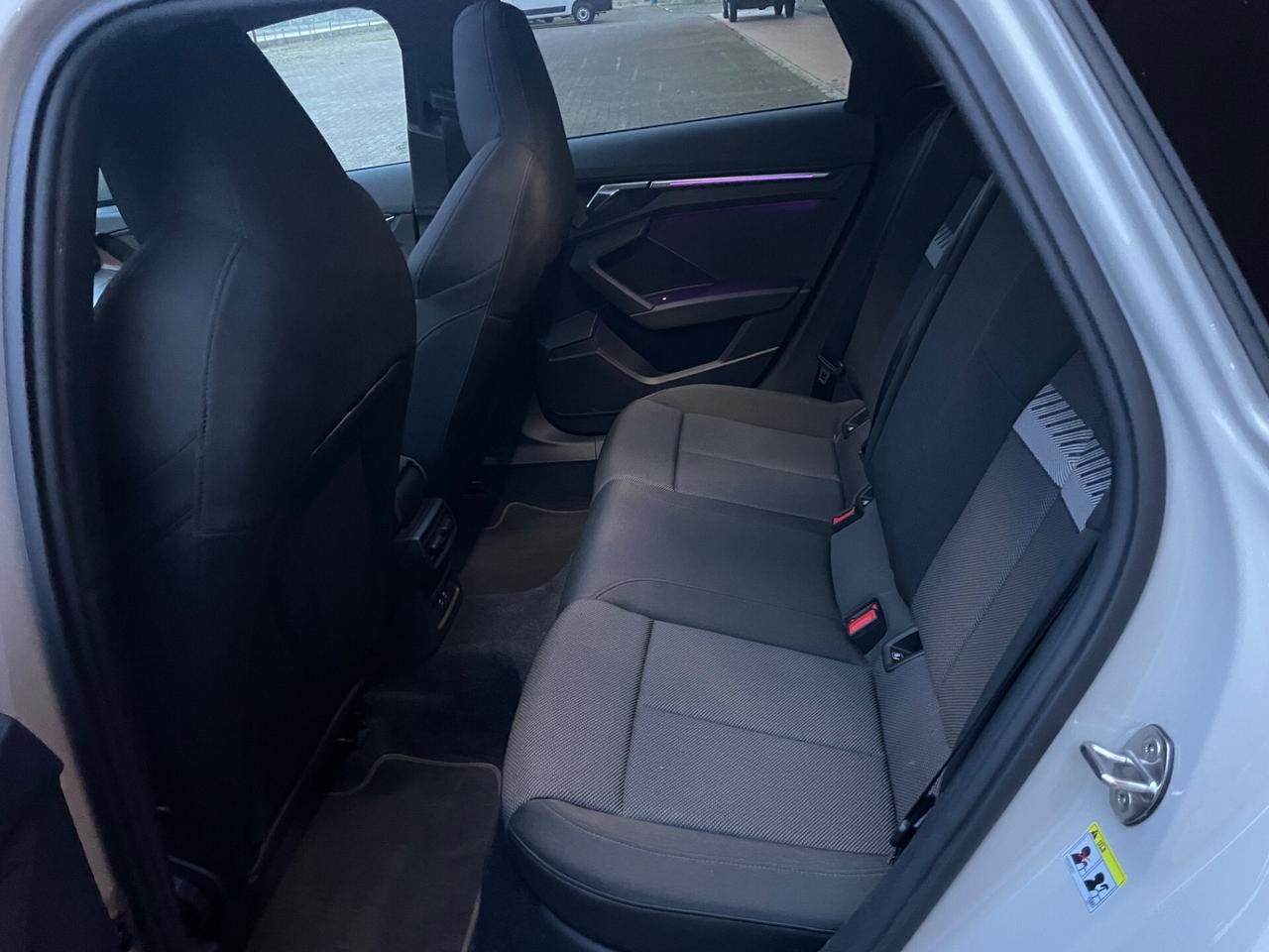 Audi A3 SPB 35 TDI S line edition Tetto Led