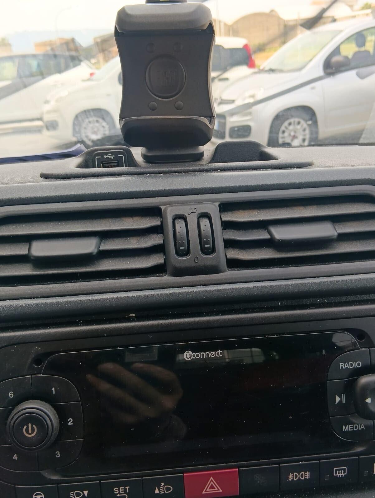 Fiat Panda 0.9 TwinAir Turbo Natural Power Pop Van POCO DANNO