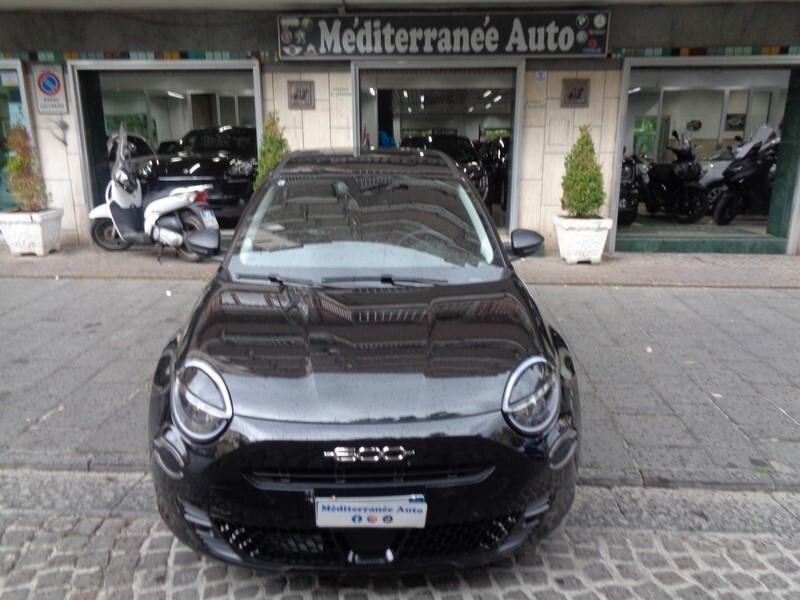 Fiat 600 Hybrid 100 CV DCT soli 11.000 KM