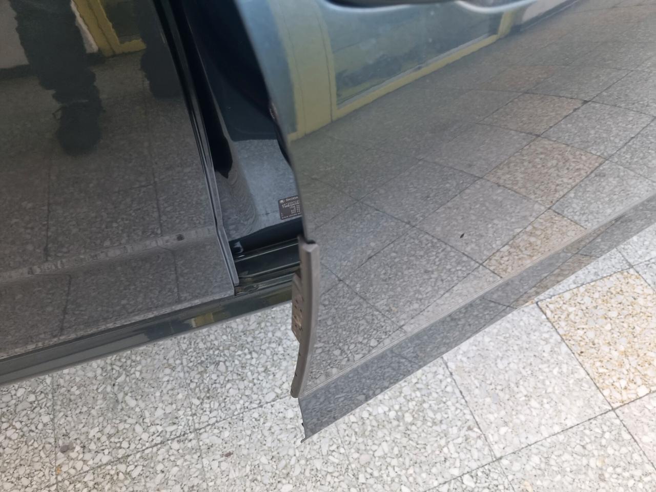 Skoda Kamiq 1.0 G-Tec Ambition, FULL LED, TELECAMERA, NAVI