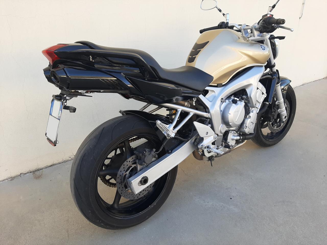 Yamaha FZ6 600