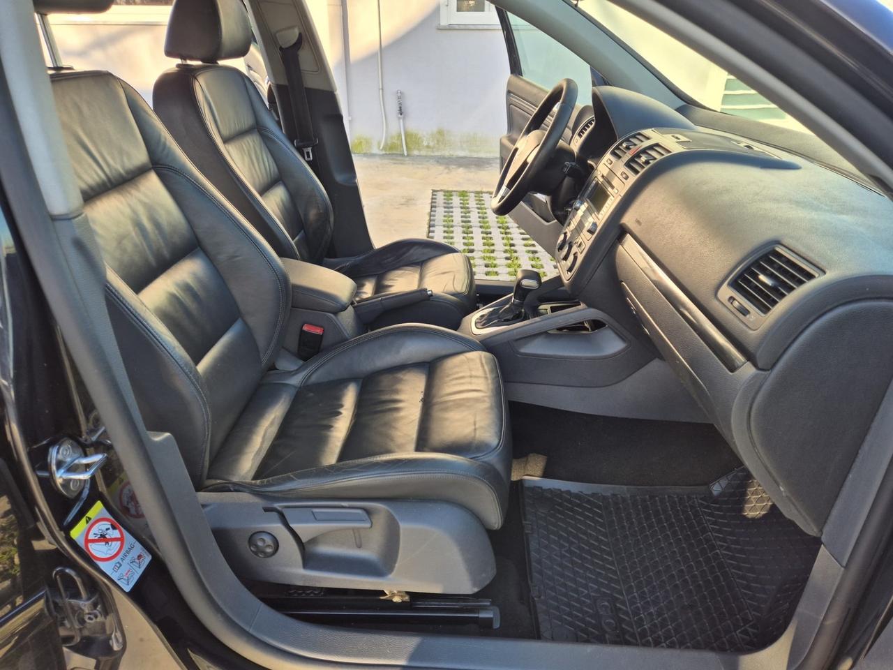 Volkswagen Golf 1.9 TDI DPF 5p. DSG GT Sport